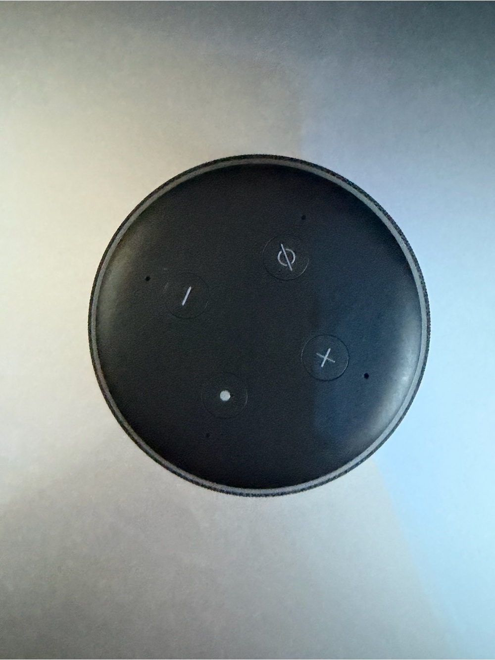 Amazon echo dot 3rd generation - Picture 2 of 3